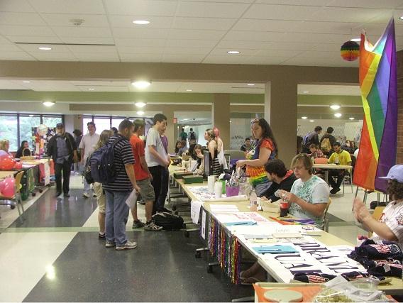 Students signing up for clubs