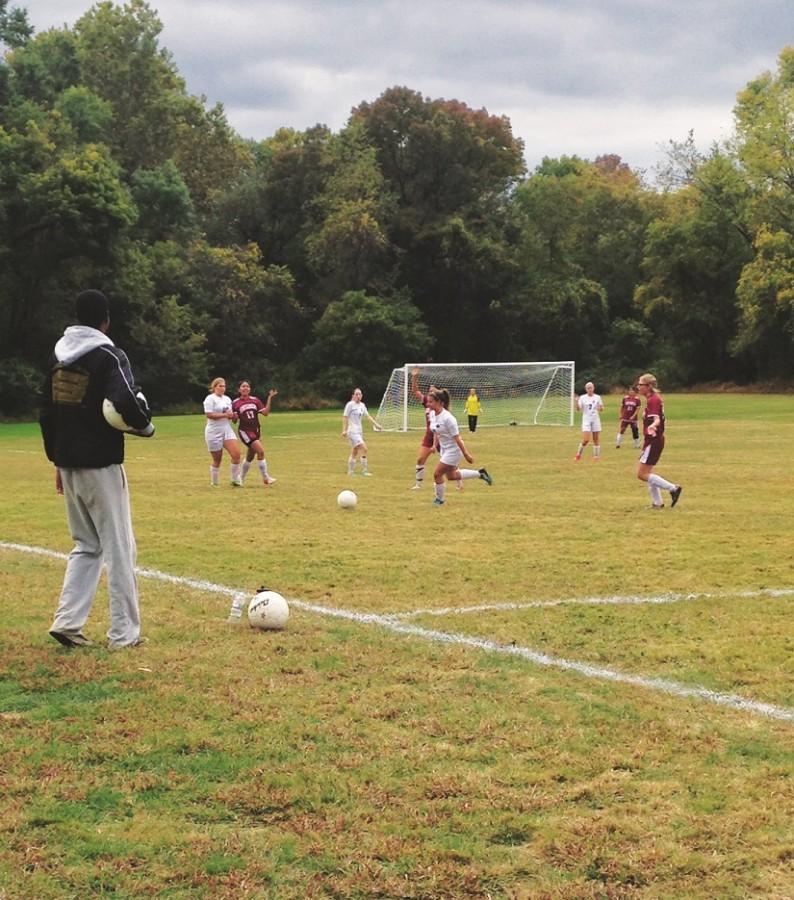 Women’s soccer struggles