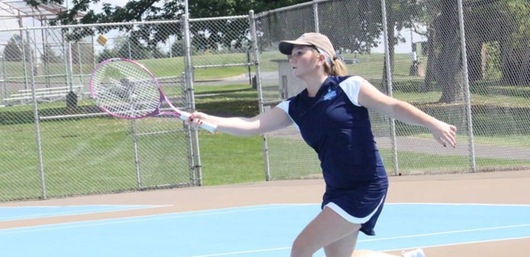 Womens Tennis Off to a Bumpy Start